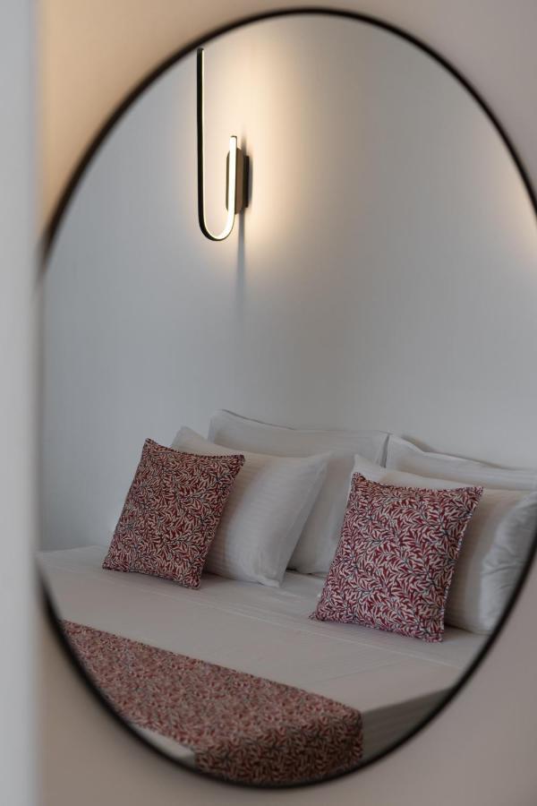 Asha Luxury Suites Fira  Extérieur photo