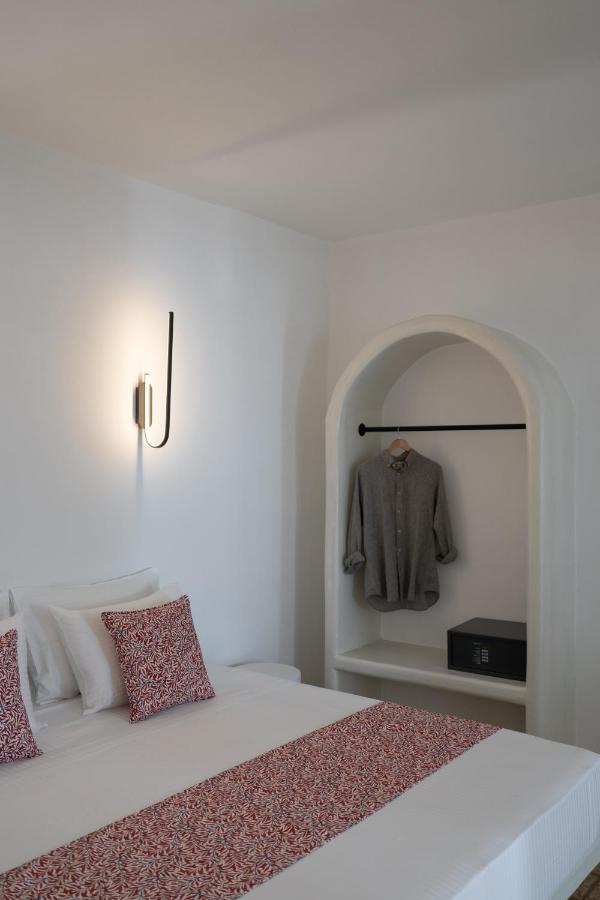 Asha Luxury Suites Fira  Extérieur photo